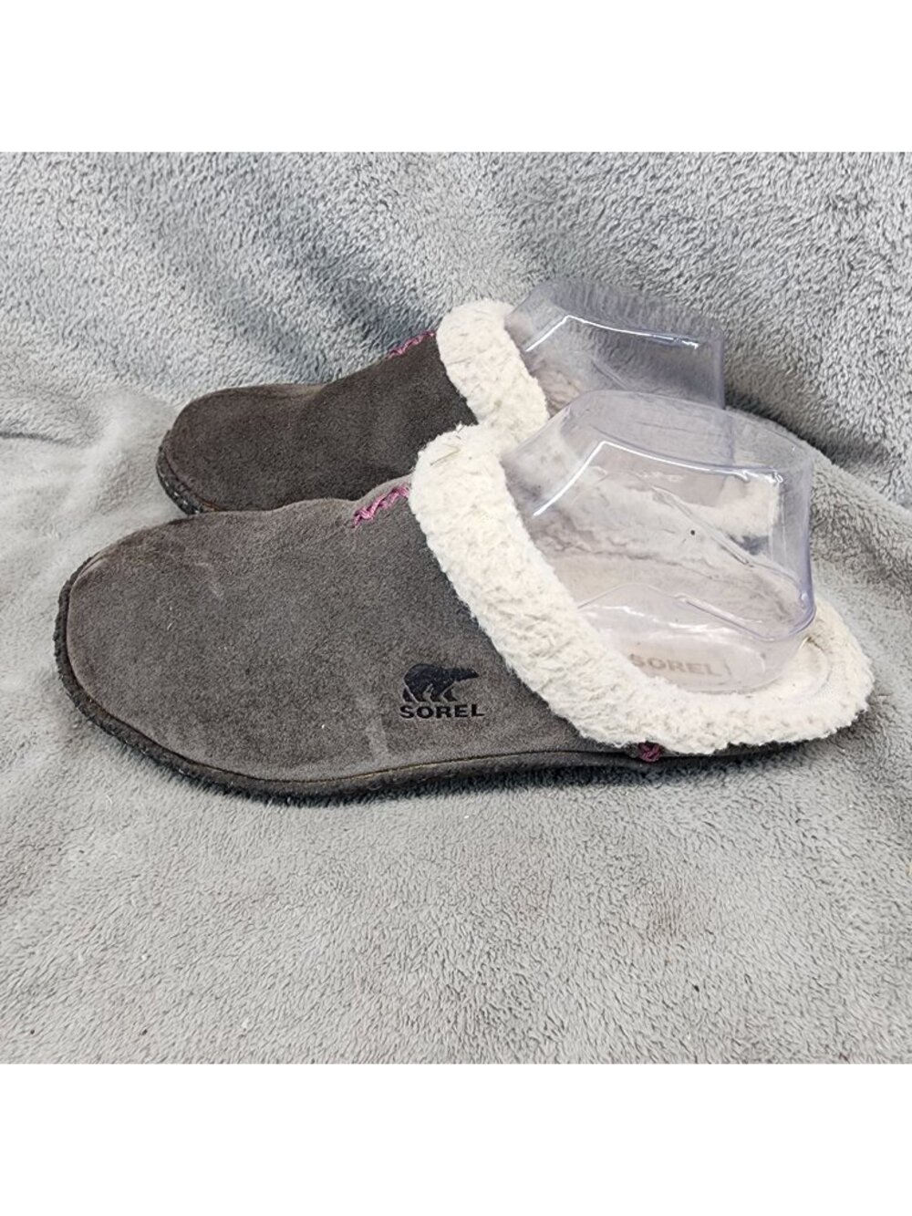 Sorel Shoes Womens 7 Gray Suede Slip On Slippers Mules *Read*